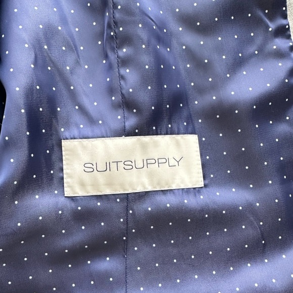 Suitsupply Light Summer Wool Vest - Picture 4 of 6